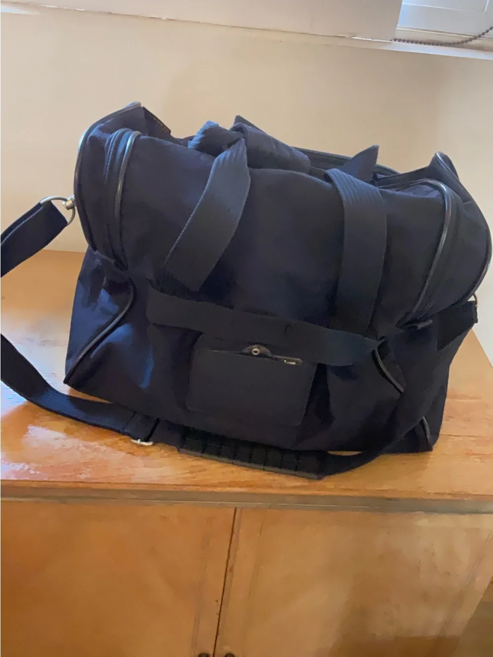 Small black carryon